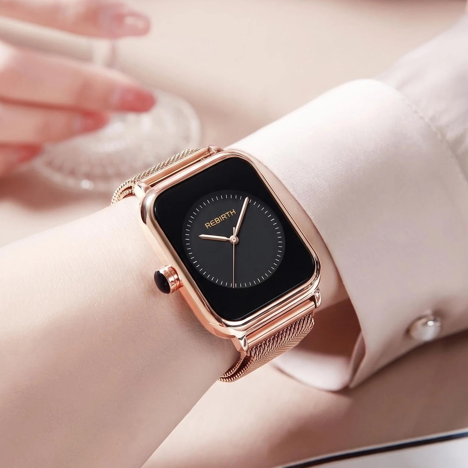 Relógio Feminino Quadrado de L - Quiet Luxury Watch avaliação e preço
