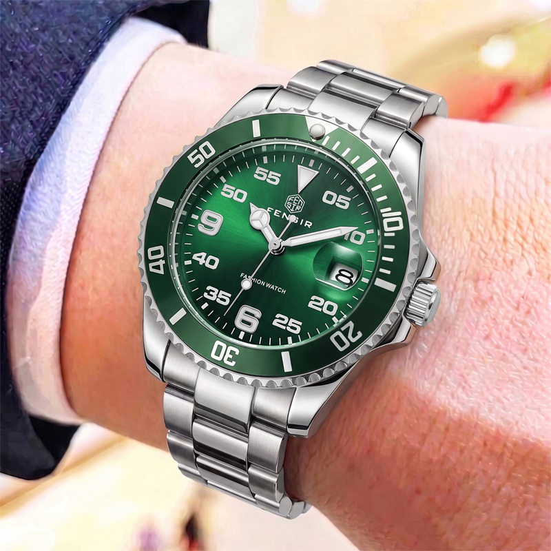 Relógio clássico masculino de  - Luxury Watch It avaliação e preço